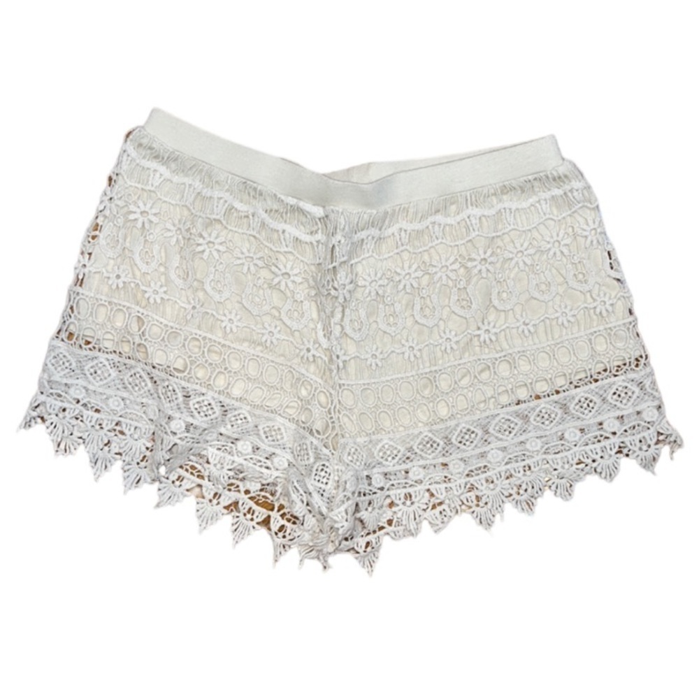 Women’s lace shorts